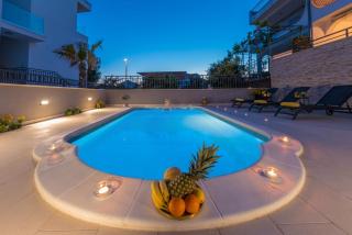 Villa Seaview with pool - Apartment Yellow - Trogir - 0