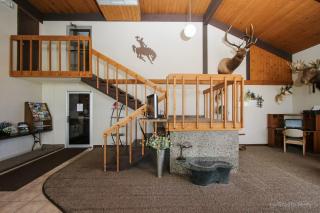 Sundowner Station - Riverton - 6