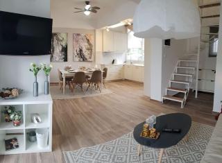 Seaside Maisonette House - Artemida - 3