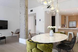 Luxurious Home - 2 bedrooms with ensuite bathrooms - 5