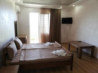 Holiday Home Data - 5