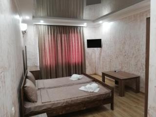 Holiday Home Data - 4