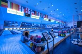 BNC Hotel - Restaurant - Bowling - 8