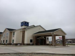 Cobblestone Hotel & Suites - Newton - Newton - 0