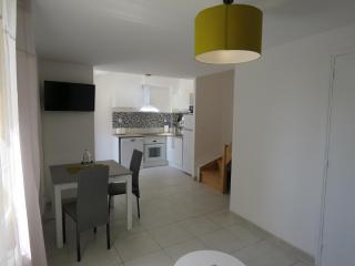 Appartement centre historique avec Terrasse au porte de la Camargue - Saint-Gilles - 8