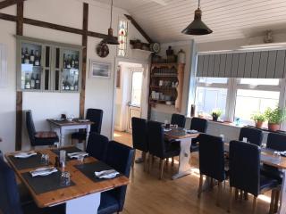 Westend Bar & Restaurant - Fenit - 7