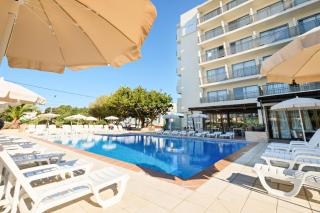 azuLine Hotel S'Anfora & Fleming - 9