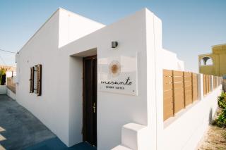 Mesanto Luxury Suites - 4