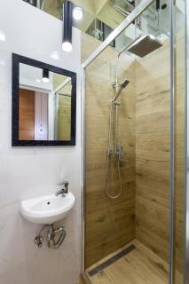 LEOGRAND Loft-studio on Husiak 8 - 7