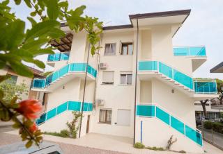Bilocali Casa De Lazzari - Piazza Brescia - Adria Holiday Jesolo - FAMILY APARTMENTS - Lido di Jesolo - 0