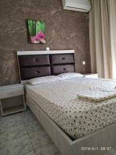 LAZAROS APARTMENTS - Olympiakí Aktí - 0
