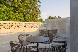 RedDoorz Plus near Senayan City - 2