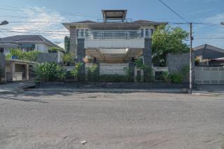 RedDoorz Plus near Cambridge City Square 2 Medan - 6