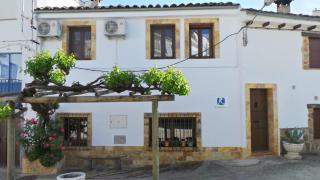 Vivienda rural fuente de los gusarapos - Burunchel - 0