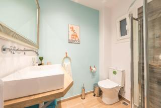 Gorgeous & Modern At Ampelokipi Metro Station By Greece Apartments - Athen - 5