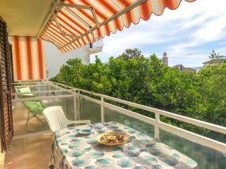 Close to center, quiet, with parking - Hvar - 5