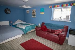 The cabin saracens head - Chapel Saint Leonards - 3