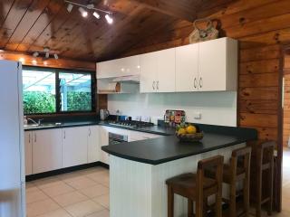 Pacific views, tranquil location, extra large home, Navy House 1 - Rarotonga - 6