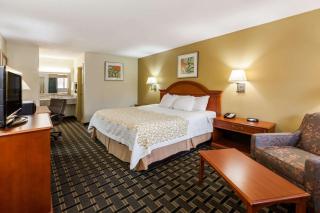 Days Inn by Wyndham Kent - Akron - Kent - 2