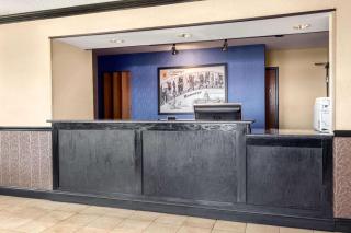 Super 8 by Wyndham Hanover - Hanover - 8