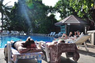 Coral Resort & Bungalows - 8
