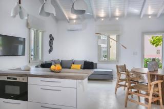 Olvio Living by the Sea - Sami - 1