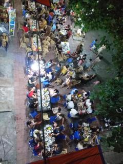 Khách Sạn Hồng Tấn - 8