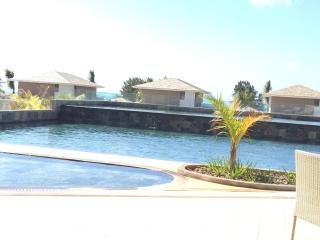 Azuri Resort -Sea View & Golf Luxury Apartment - Roches Noires - 3