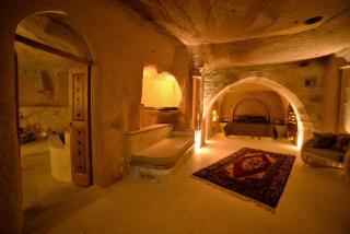 Crassus Cave Hotel - 9