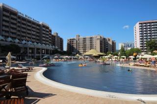 Menada Apartments in Royal Beach - Sunny Beach - 8