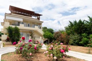 Rose's House (Near Airport) - Artemida - 8