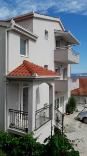 Apartmani Ticinovic - Omiš - 9