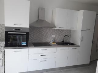 Apartment Tea 2 - Primošten - 4