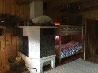 Cozy Log Cabin near Faaker See - 3