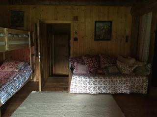 Cozy Log Cabin near Faaker See - Ledenitzen - 4
