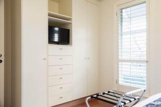 Domain Two Apartment - 4