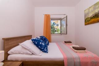 FLORA - Trogir - 2