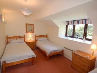 Pine Cottage - 5