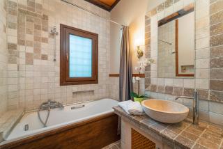 Fairytale Villa - Lefkada Town - 2