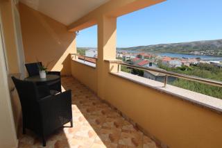 Family Apartments House Damir - 9