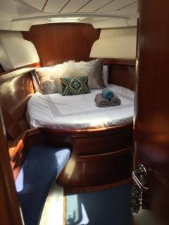 LUXURY YACHT STAY "White Dove" sleeps 6 - Gibraltar - 9