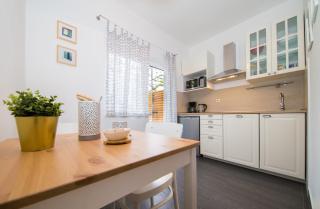 Apartments Zambarlin - Komiža - 3