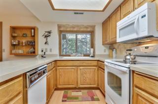 Ridge Condo 10 - Sunriver - 2