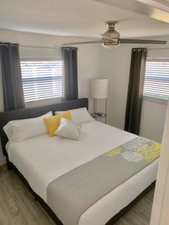 Bradenton Retreat - 7