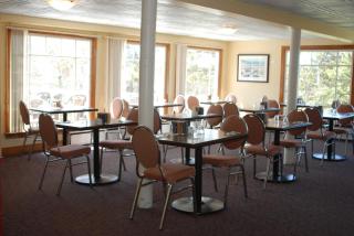 Shining Waters Country Inn - Cavendish - 4