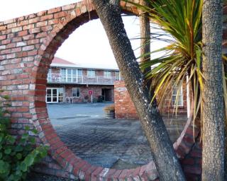 Alexandra Heights Motel - 3