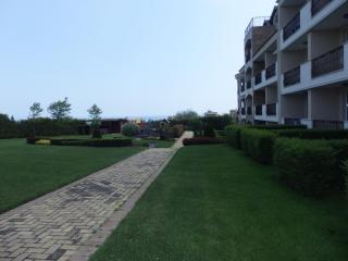 Atia Resot - Chernomorets - 4