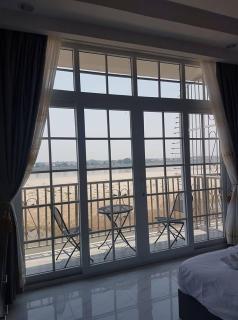 Sunset Mekong Apartment - Vientiane - 6