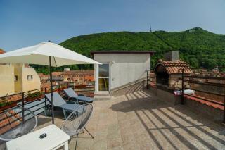 Rooftop Central Apartment - 8