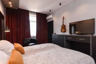 Sofia Dream Apartments - Rock'n'Roll One Bedroom by Flat Mаnager - Sofia - 7
